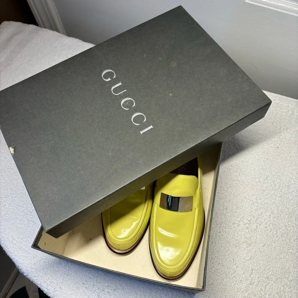 Gucci - Authentic Lime Green Leather Loafers